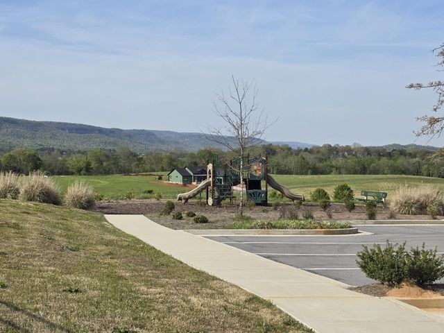 96 Farmview Way Drive, Dunlap, TN 37327