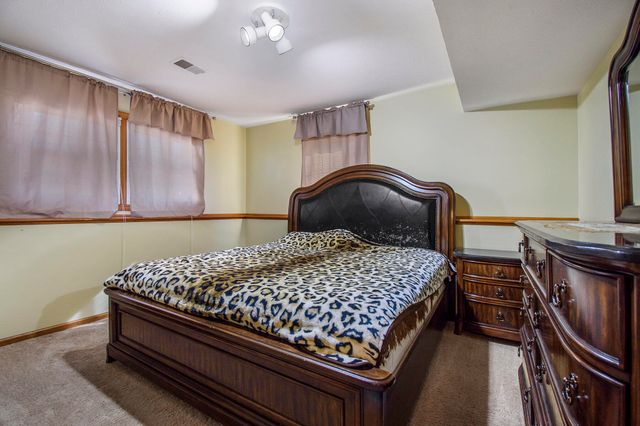 1370 Manorwood Drive Se, City Of Kentwood, MI 49508