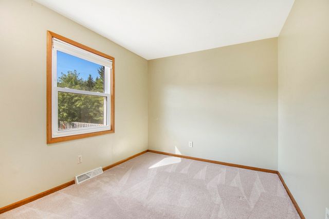 1370 Manorwood Drive Se, City Of Kentwood, MI 49508