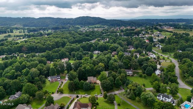 118 Lazy Lane, Gray, TN 37615