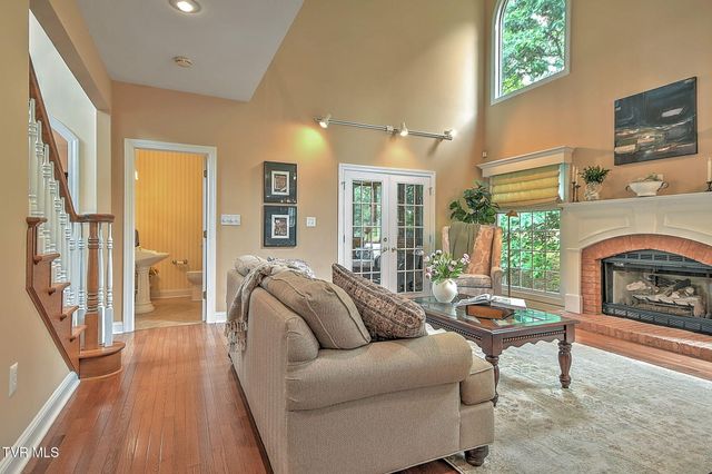 118 Lazy Lane, Gray, TN 37615