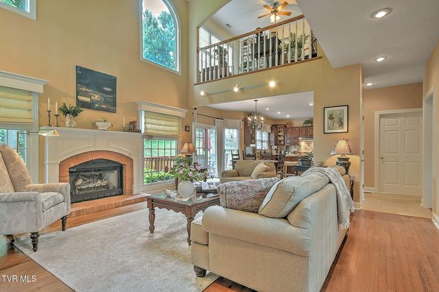 118 Lazy Lane, Gray, TN 37615