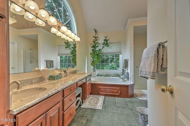 118 Lazy Lane, Gray, TN 37615