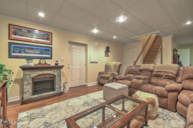118 Lazy Lane, Gray, TN 37615