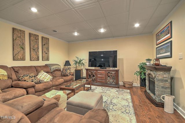 118 Lazy Lane, Gray, TN 37615