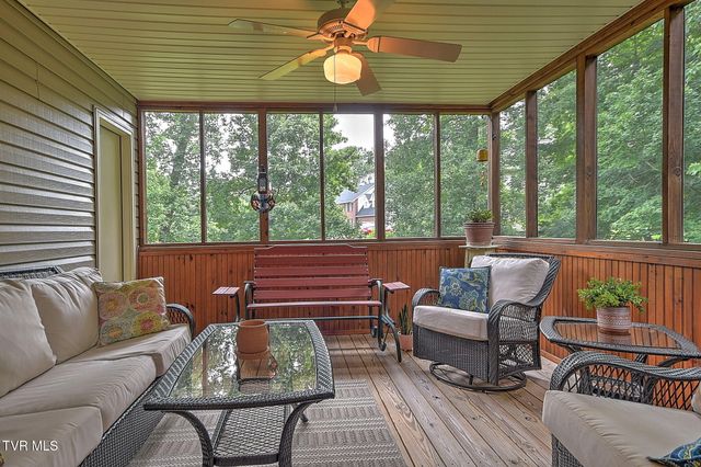 118 Lazy Lane, Gray, TN 37615