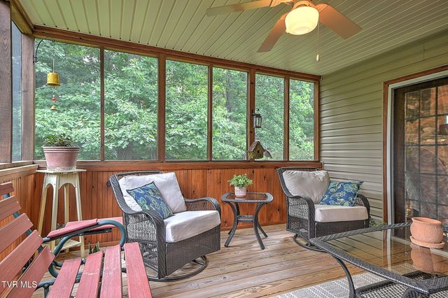 118 Lazy Lane, Gray, TN 37615