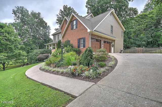 118 Lazy Lane, Gray, TN 37615