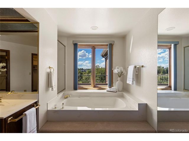 7915 Yorkshire Dr, Castle Pines, CO 80108