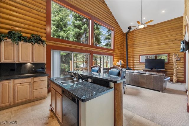 401 Alpine Way, Mount Charleston, NV 89124