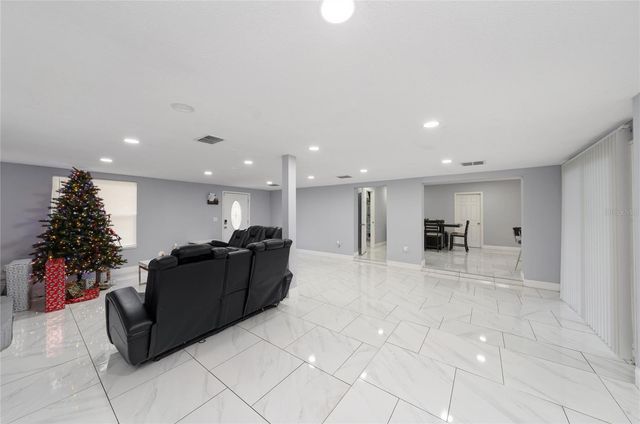 5841 KISLIN PLACE, Orlando, FL 32807