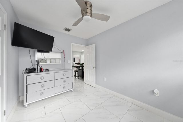 5841 KISLIN PLACE, Orlando, FL 32807