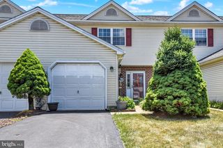7255 HUNTINGDON ST, Harrisburg, PA 17111