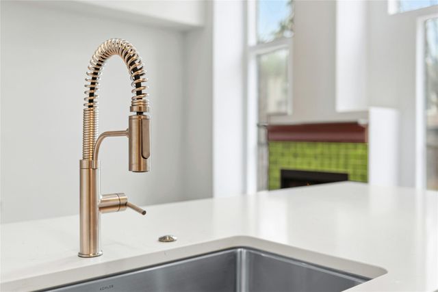 813 Caribou Ridge TRL, Pflugerville, TX 78660