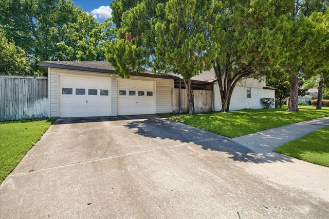 12503 Mooredale Lane, Houston, TX 77024