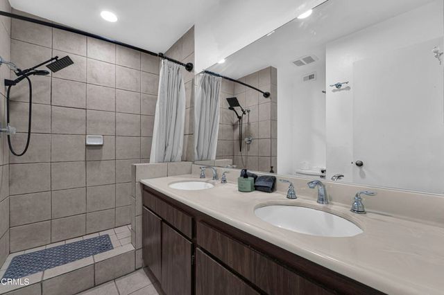 1256 Patricia Avenue 15, Simi Valley, CA 93065