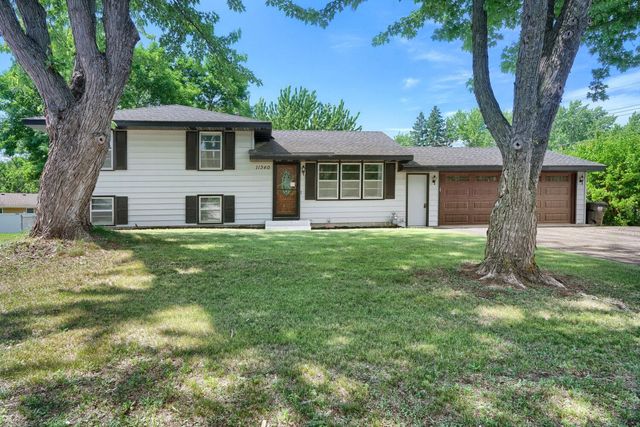 11340 Gladiola Street NW, Coon Rapids, MN 55433