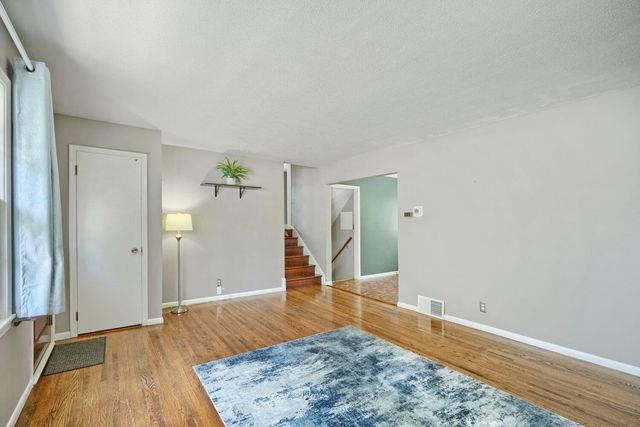 11340 Gladiola Street NW, Coon Rapids, MN 55433