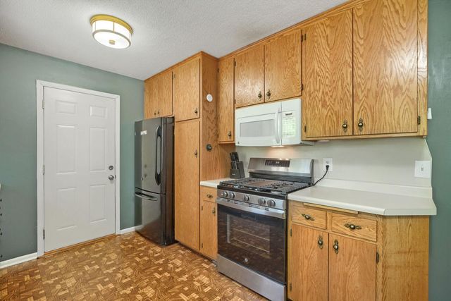 11340 Gladiola Street NW, Coon Rapids, MN 55433