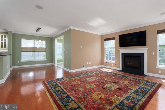 34 PORTOFINO DR, Hamilton, NJ 08691