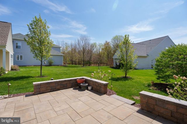 34 PORTOFINO DR, Hamilton, NJ 08691