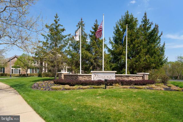 34 PORTOFINO DR, Hamilton, NJ 08691