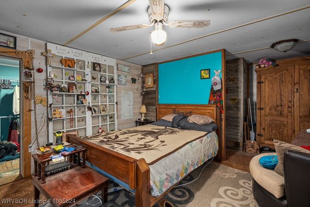 5400 Wildwood Road, Van Buren, AR 72956