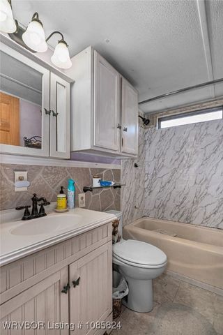 5400 Wildwood Road, Van Buren, AR 72956