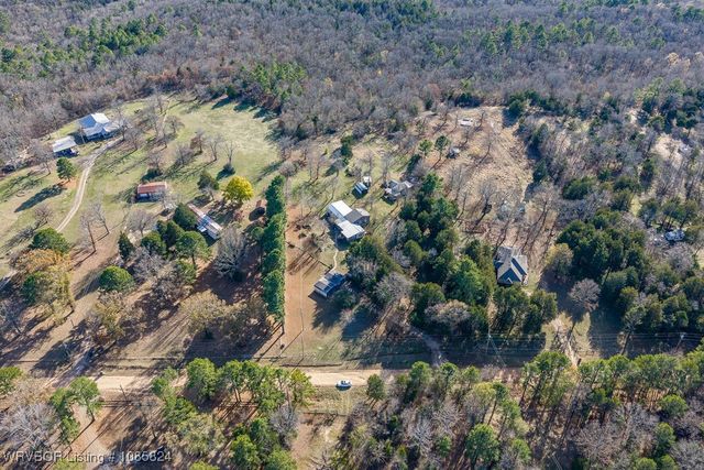 5400 Wildwood Road, Van Buren, AR 72956
