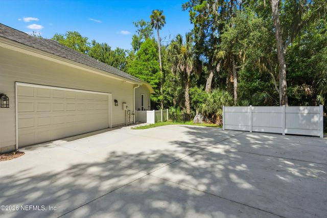 213 DUCKWOOD Lane, Ponte Vedra Beach, FL 32082
