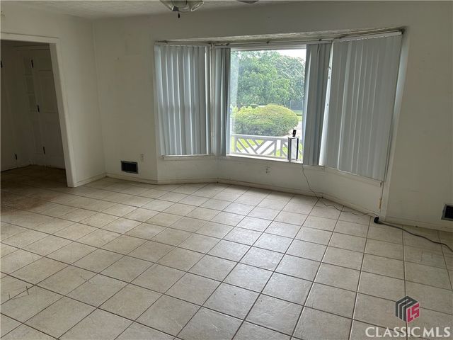 220 Swanson Drive W 1, Athens, GA 30606