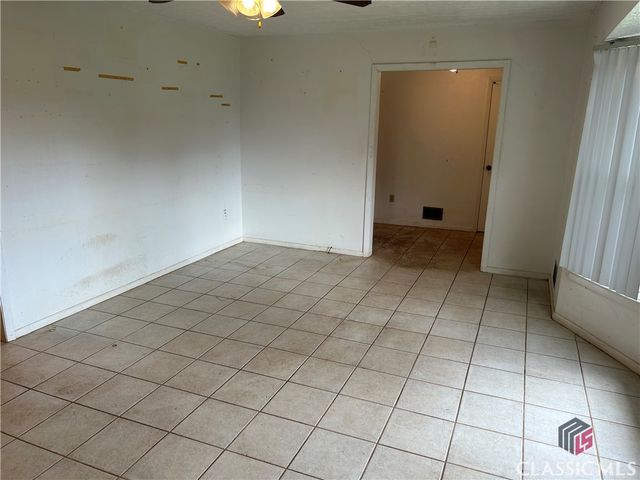 220 Swanson Drive W 1, Athens, GA 30606