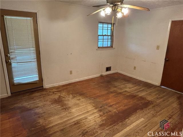 220 Swanson Drive W 1, Athens, GA 30606