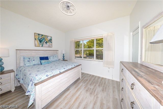 992 Woodshire LN D107, Naples, FL 34105