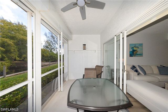 992 Woodshire LN D107, Naples, FL 34105