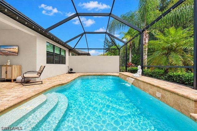 7670 Jacaranda LN, Naples, FL 34114