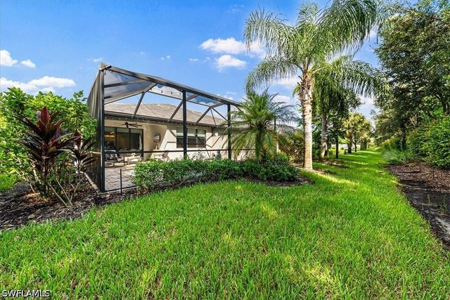 7670 Jacaranda LN, Naples, FL 34114