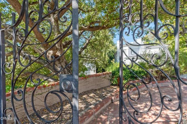 6341 Rosswood Terrace, Los Angeles, CA 90042