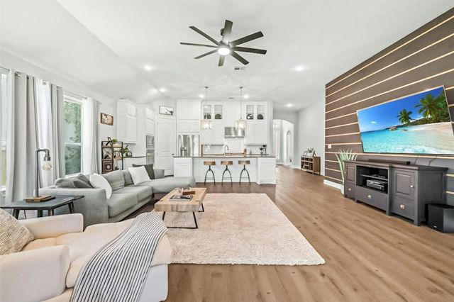 1820 Ficuzza WAY, Leander, TX 78641