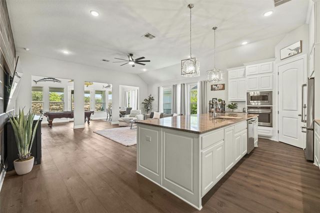1820 Ficuzza WAY, Leander, TX 78641