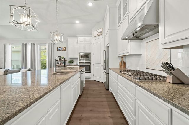 1820 Ficuzza WAY, Leander, TX 78641