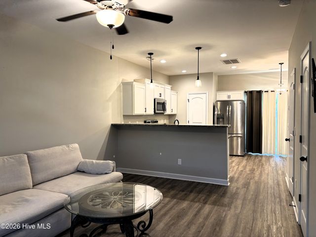 12 Catalina Circle, Swansboro, NC 28584