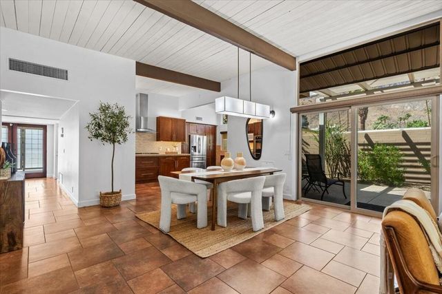 840 E Biltmore Place, Palm Springs, CA 92264