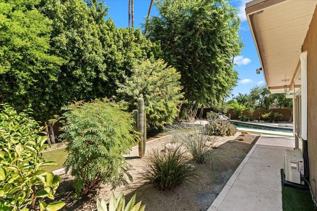 840 E Biltmore Place, Palm Springs, CA 92264