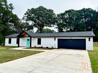 2500 Melanie W Court, Semmes, AL 36575