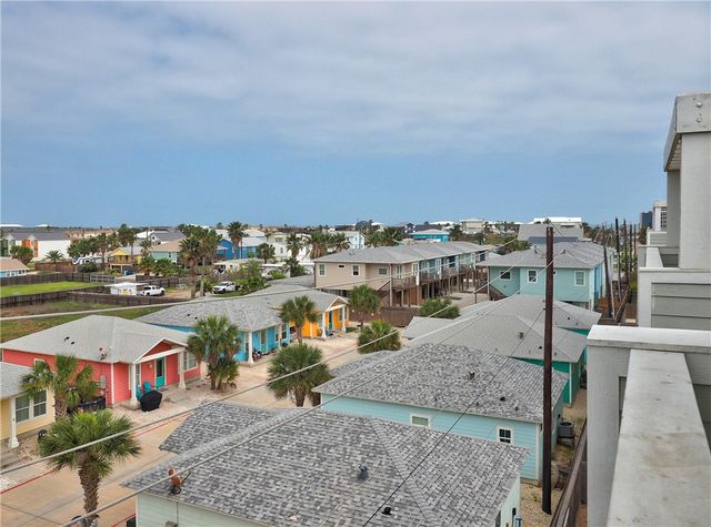 1701 S Station St 103, Port Aransas, TX 78373