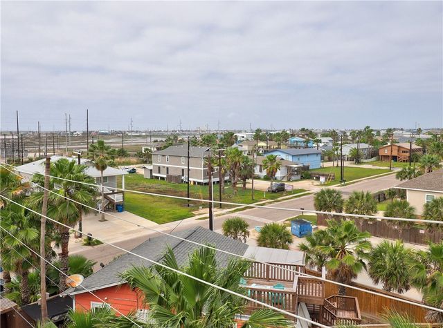 1701 S Station St 103, Port Aransas, TX 78373