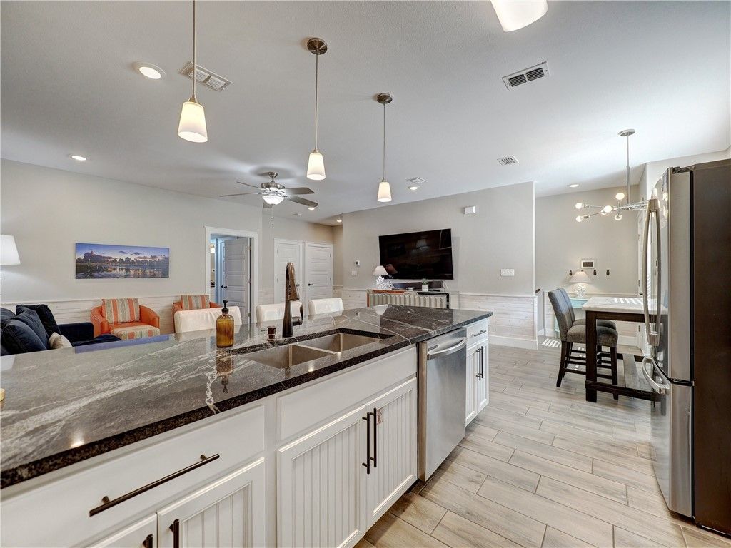 1701 S Station St 103, Port Aransas, TX 78373 — photo 3