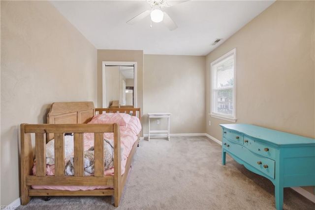 101 Kings Point DR, Suffolk, VA 23434