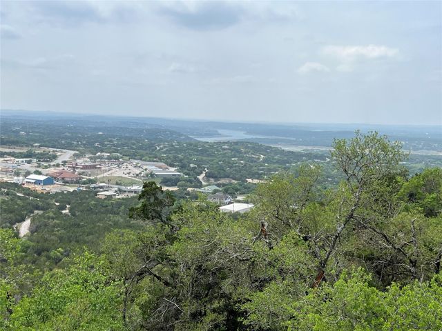 8133 Arroyo Ave, Lago Vista, TX 78645